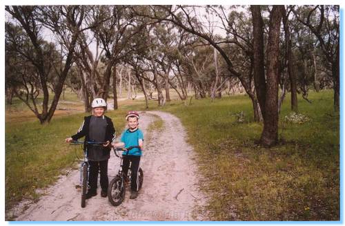 A morning cycle through Wyperfeld