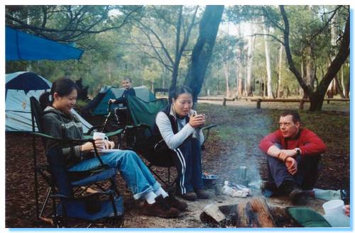 More breakfast around the campfire